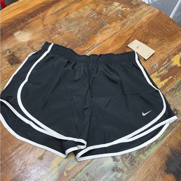 Nike Pants - NWT Nike Women’s Athletic Shorts